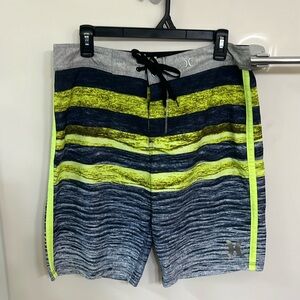 Hurley Phantom swim trunks size 31